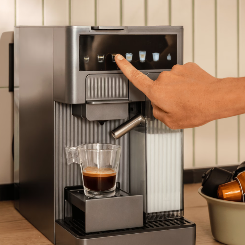 Cecotec Coffee machine | FreeStyle Latte T | Pump pressure 20 bar | Built-in milk frother | Automatic | Grey | 1350 W