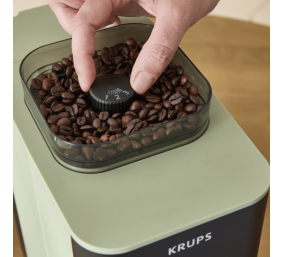 Krups Coffee Maker | SA401LE0 Crush | Pump pressure 15 bar | Automatic | Black/Green | 1370 W