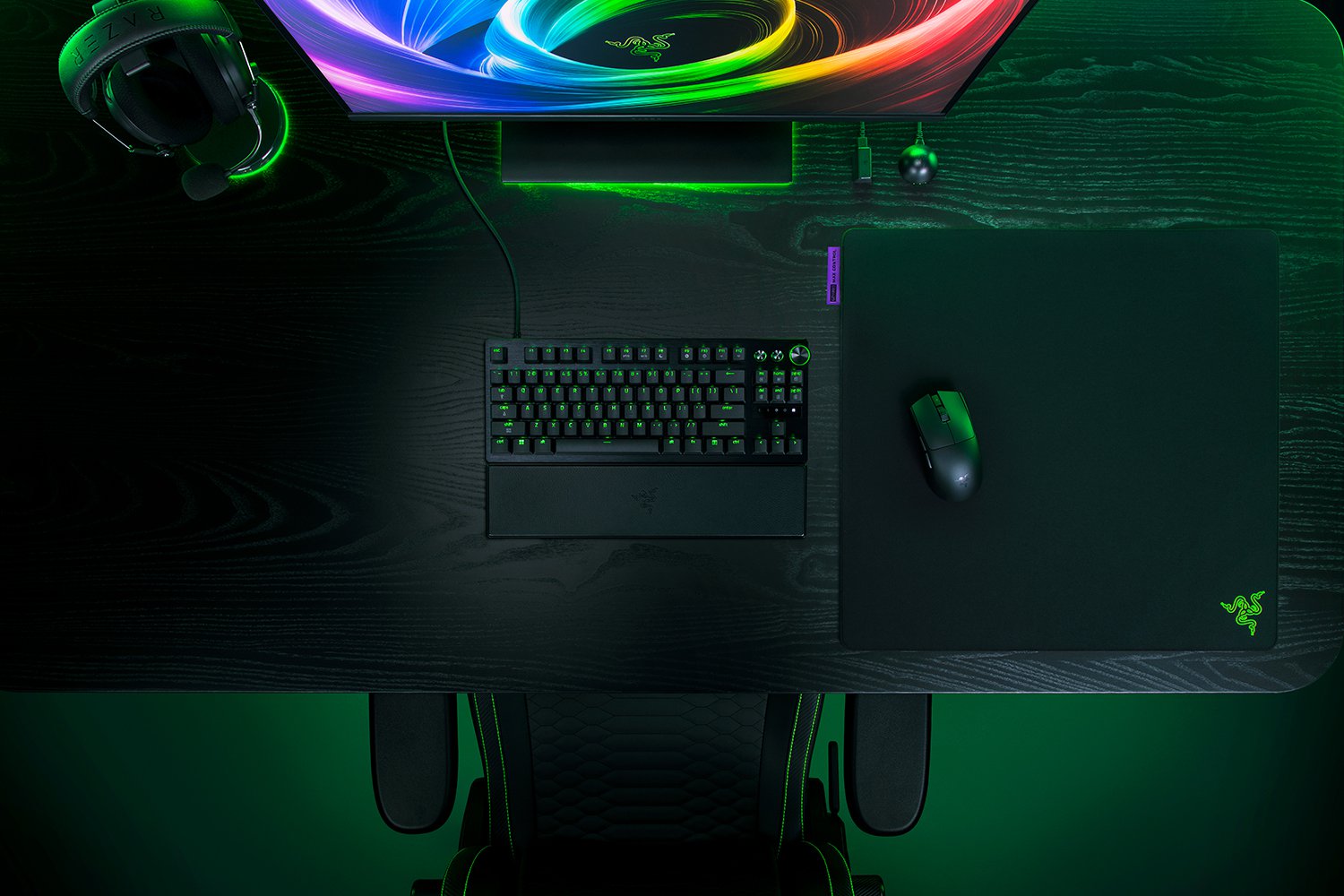 Razer Gigantus V2 Pro Gaming Mouse Mat, Large, Max Control | Black