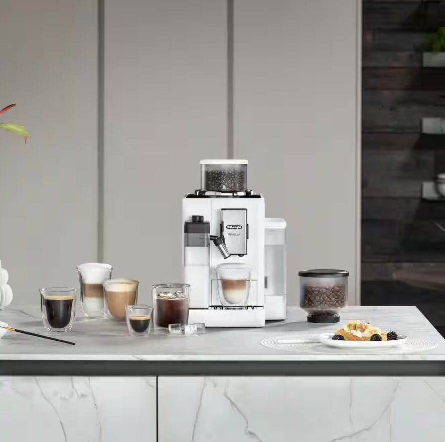 Delonghi | Coffee maker | Rivelia EXAM440.55.W | Pump pressure 19 bar | Built-in milk frother | Fully Automatic | 1450 W | Arctic White