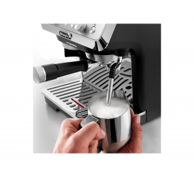 Delonghi Coffee machine | EC9155.MB | Pump pressure 15 bar | Built-in milk frother | Manual | Metal Black | 1400 W