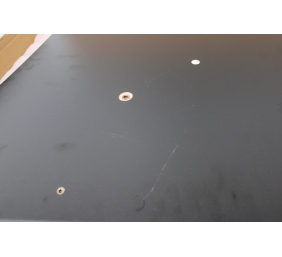 SALE OUT. | Arozzi Gaming Desk | Arena Medium | Pure Black | DAMAGED PACKAGING AND LAMINATE. SCRATCHED PARTS AND TABLE TOP. | 24 month(s)