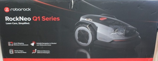 SALE OUT. | Roborock RockNeo Q110 Mower, 2WD, 1000m², RTK + VSLAM, (Edge Cutting module sold separately) | DAMAGED PACKAGING, USED, SCRATCHED, DIRTY