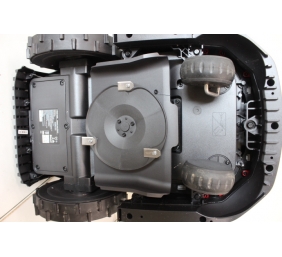 SALE OUT. | Roborock RockNeo Q110 Mower, 2WD, 1000m², RTK + VSLAM, (Edge Cutting module sold separately) | DAMAGED PACKAGING, USED, SCRATCHED, DIRTY