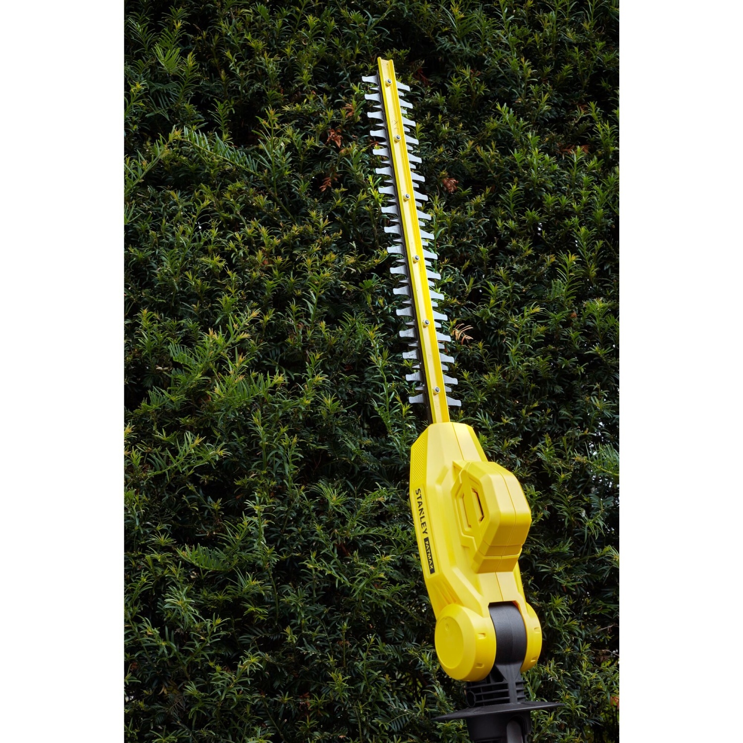 Stanley Telescopic hedge trimmer SFMCPH845B-XJ (without battery and charger)