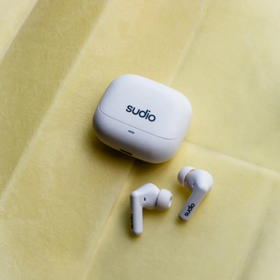 Sudio Earbuds | C8 | Bluetooth | In-ear | Microphone | White | Noise canceling | Wireless