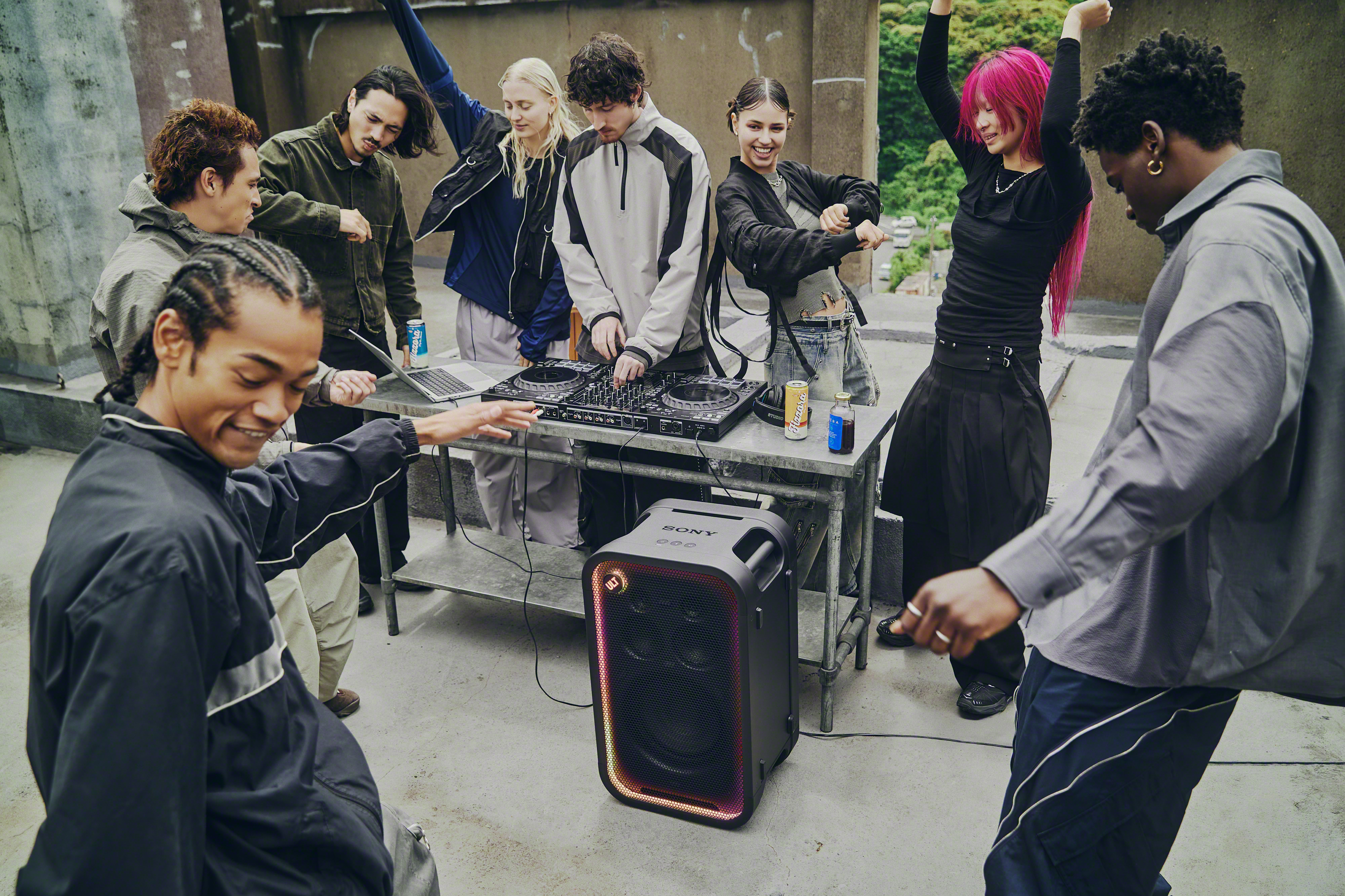 Sony Party Speaker | SRS-ULT700 ULT TOWER 7 | 420 W | Waterproof | Bluetooth | Wireless connection | Portable | Black