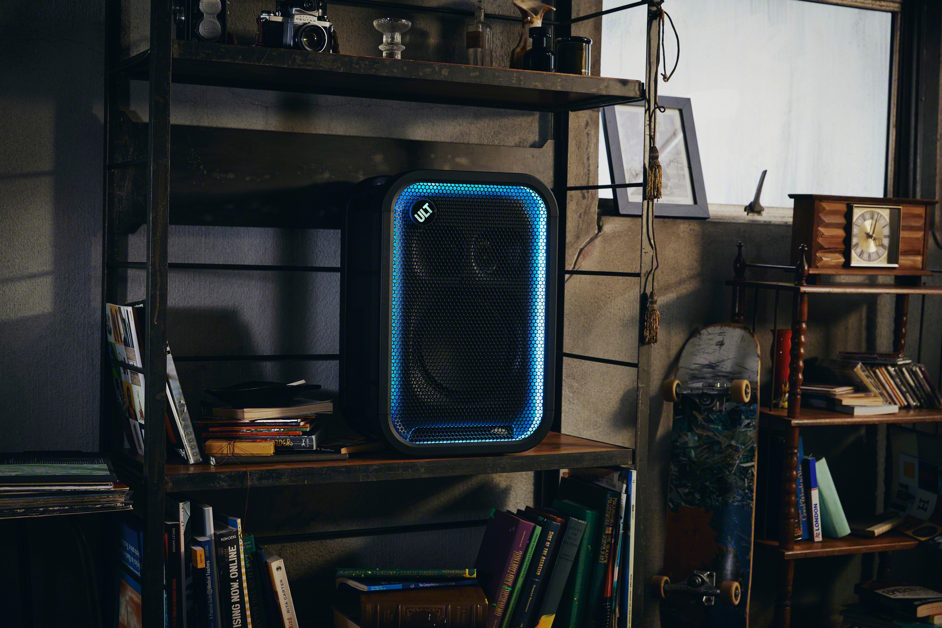 Sony Party Speaker | SRS-ULT500 ULT Tower 5 | 300 W | Waterproof | Bluetooth | Wireless connection | Portable | Black