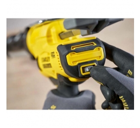 Stanley | 18V V20 Caulk Gun (Tool Only) | SFMCE600B-XJ