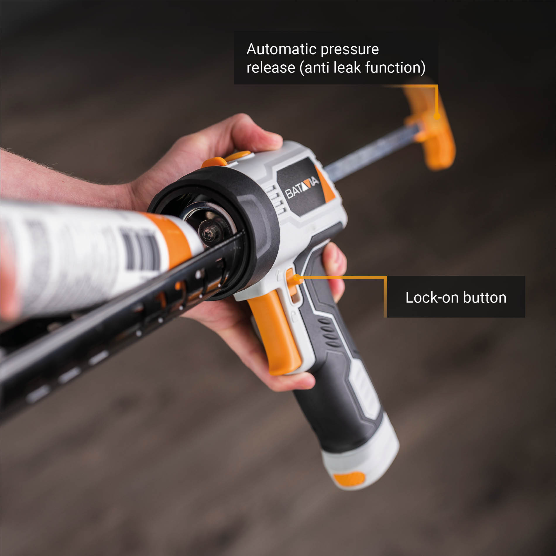 Batavia B.V. Maxxpush caulking gun with LED