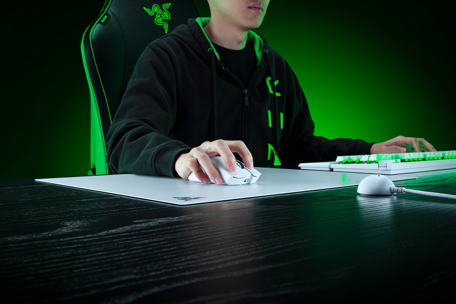 Razer Atlas Pro Ultra-Thin Glass Gaming Mouse Mat | White