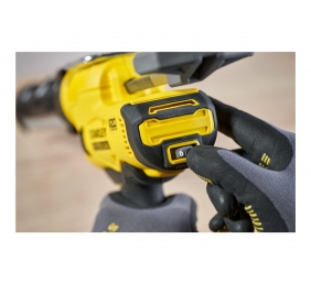 Stanley | 18V V20 Caulk Gun (Tool Only) | SFMCE600B-XJ
