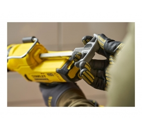 Stanley | 18V V20 Caulk Gun (Tool Only) | SFMCE600B-XJ