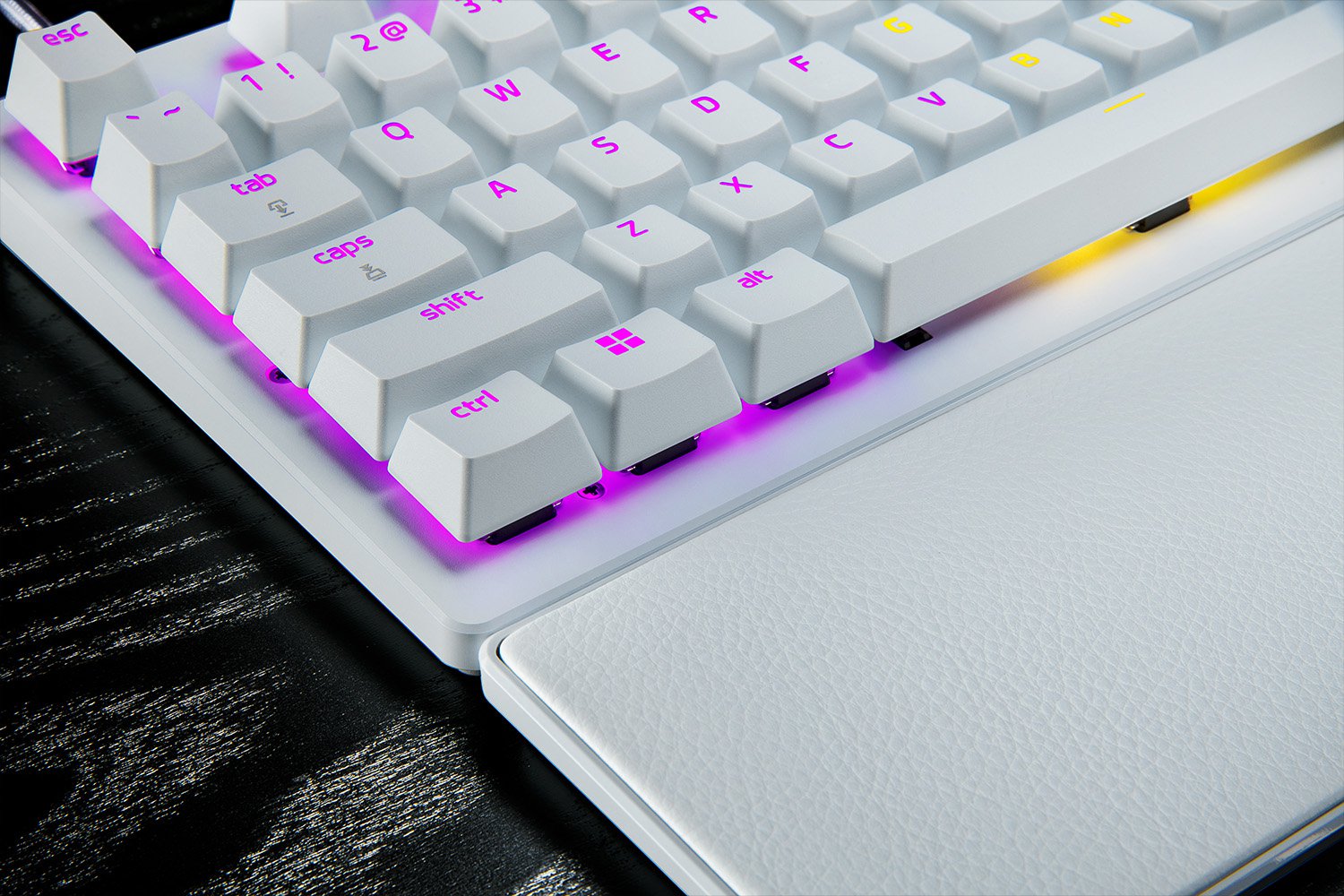 Razer Huntsman V3 Pro Tenkeyless | Gaming Keyboard | Wired | US | Razer Analog Optical Switch Gen-2 | White