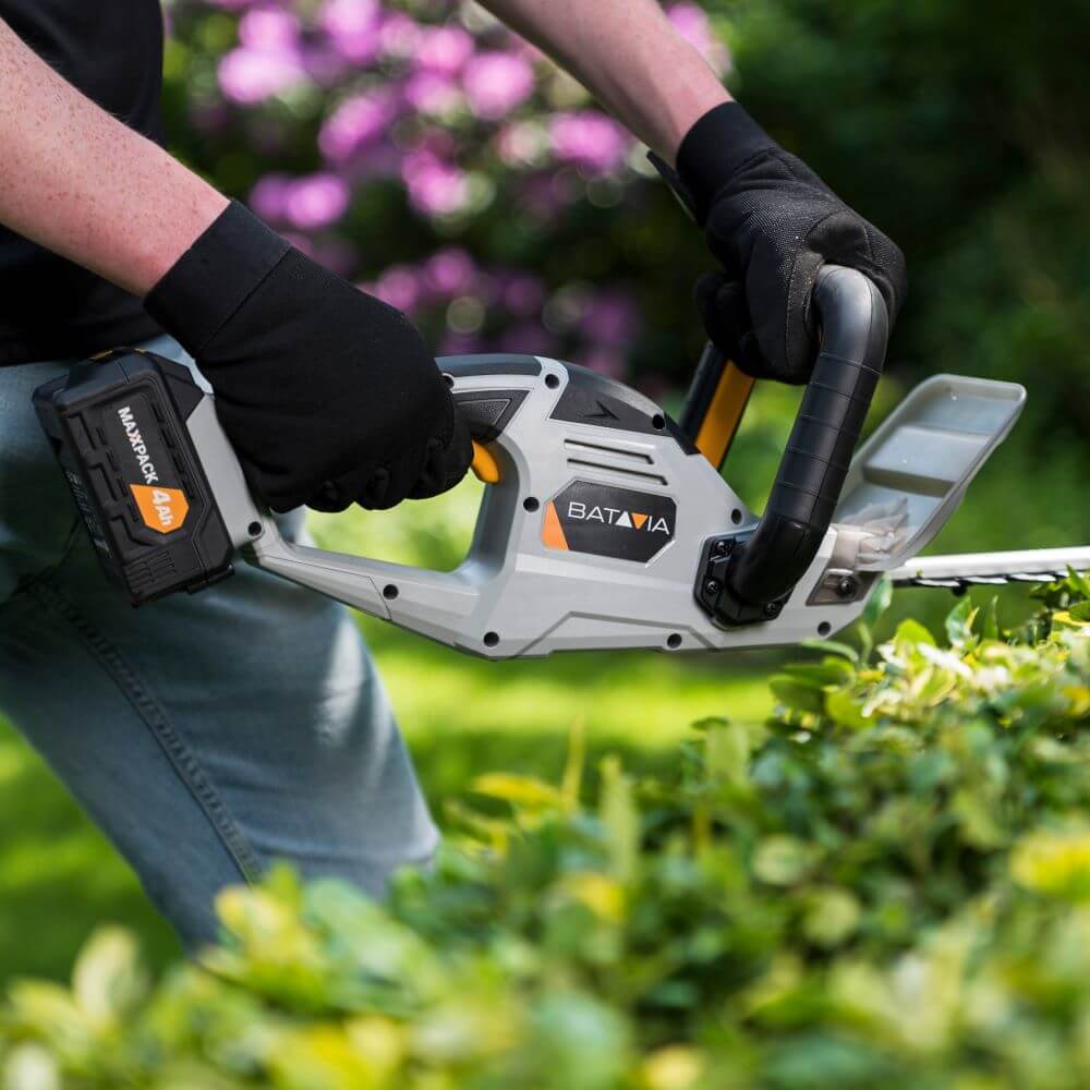 Batavia B.V. | 18V Cordless Hedge Trimmer 560mm | Trimmer
