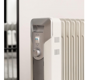 Cecotec ReadyWarm 11000 Space | Oil Radiator | 2500 W | Number of power levels 3 | Suitable for rooms up to 25 m² | White