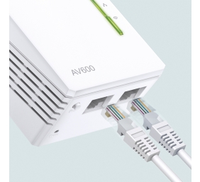 TP-LINK | AV600 Wi-Fi Powerline Extender | TL-WPA4220 | 10/100 Mbit/s | Ethernet LAN (RJ-45) ports 2 | 802.11n | Wi-Fi data rate (max) 300 Mbit/s | Data transfer rate (max) 600 Mbit/s