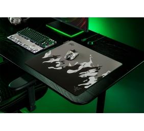 Razer Gaming Mouse Mat, Large | Gigantus V2 Pro | NiKo Edition