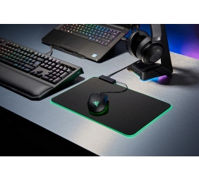 Razer | Soft Gaming Mouse Mat with Chroma | Goliathus Chroma Extended | Black