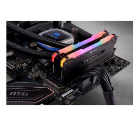 Corsair 32 GB DDR4 3600 MHz PC/server Registered No ECC No