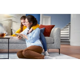Philips | Vacuum Cleaner | FC9744/09 PowerPro Expert | Bagless | Power 900 W | Dust capacity 2 L | Green