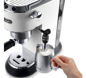Delonghi | Dedica Pump Espresso | EC685W | Pump pressure 15 bar | Built-in milk frother | Semi-automatic | 1300 W | White
