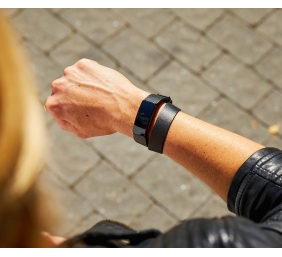Fitbit Inspire Accessory Double Leather Wrap, one size, black